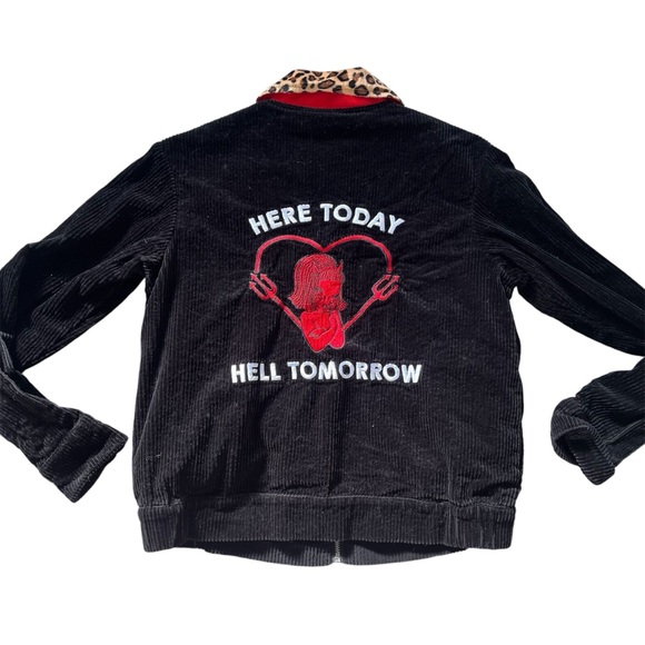 Valfre Jacket - Picture 2 of 3